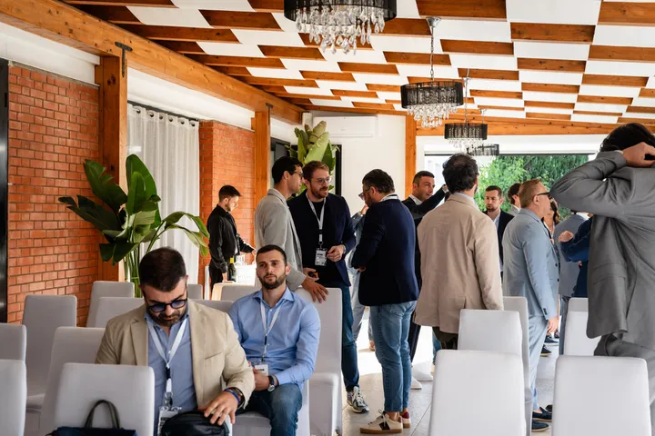 Serata principale di Maggio — fotografia 5