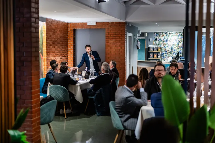 Serata principale di Febbraio — fotografia 10